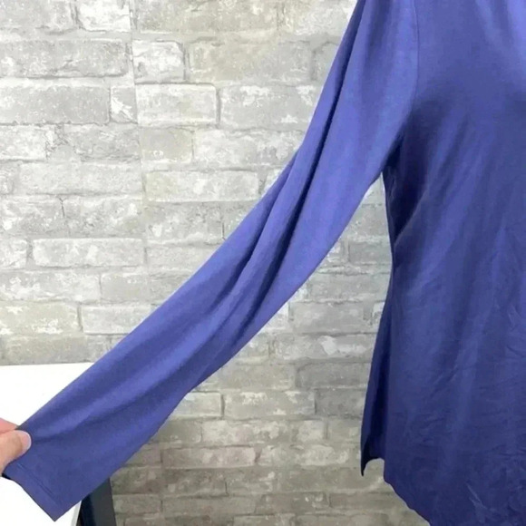 Halston essentials V neck slinky blue shirt top - Picture 3 of 11